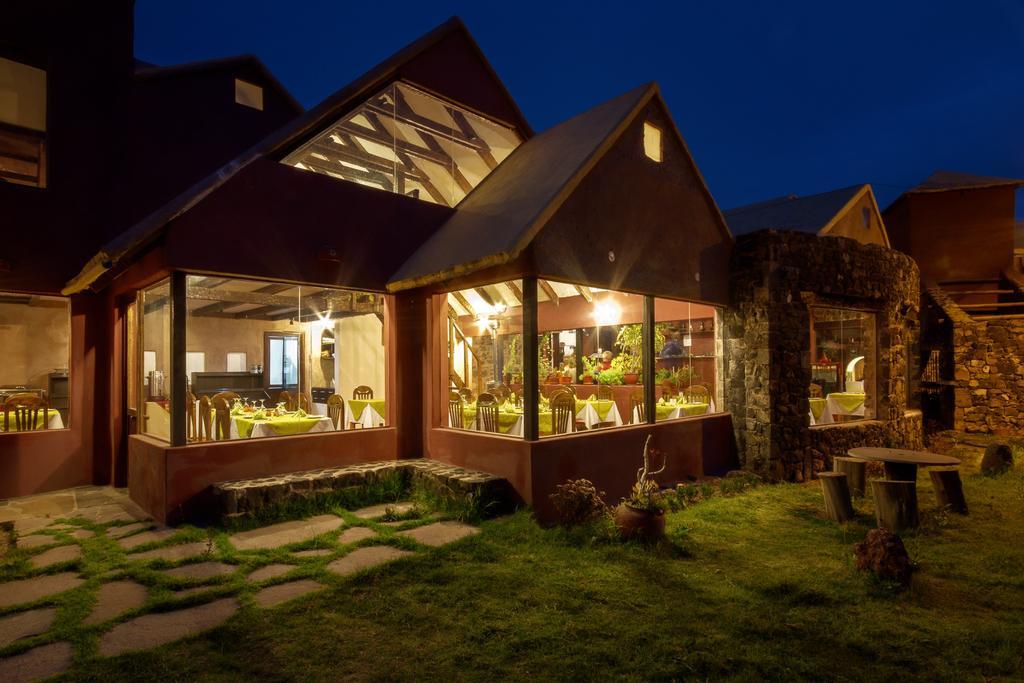 Pozo Del Cielo Hotel Chivay Luaran gambar