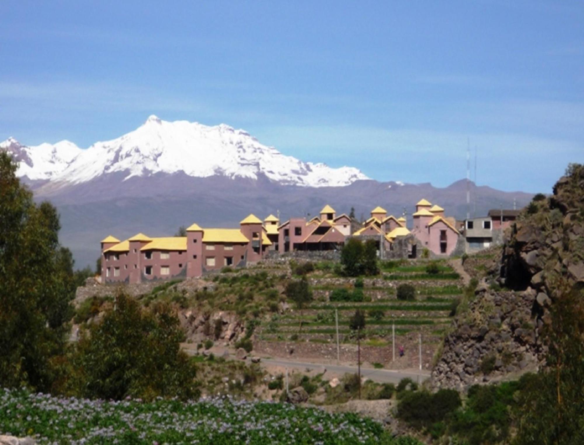 Pozo Del Cielo Hotel Chivay Luaran gambar